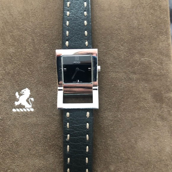 Gender neutral Fendi one of a kind - Picture 3 of 4